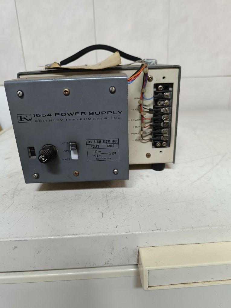 Micro voltímetro KEITHLEY