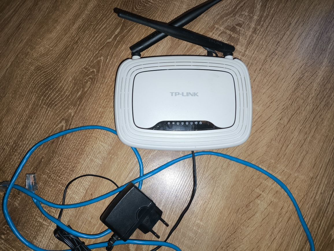 Бездротовий маршрутизатор (роутер) TP-Link TL-WR841N