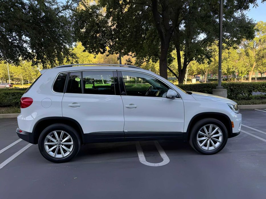 Volkswagen Tiguan      2017