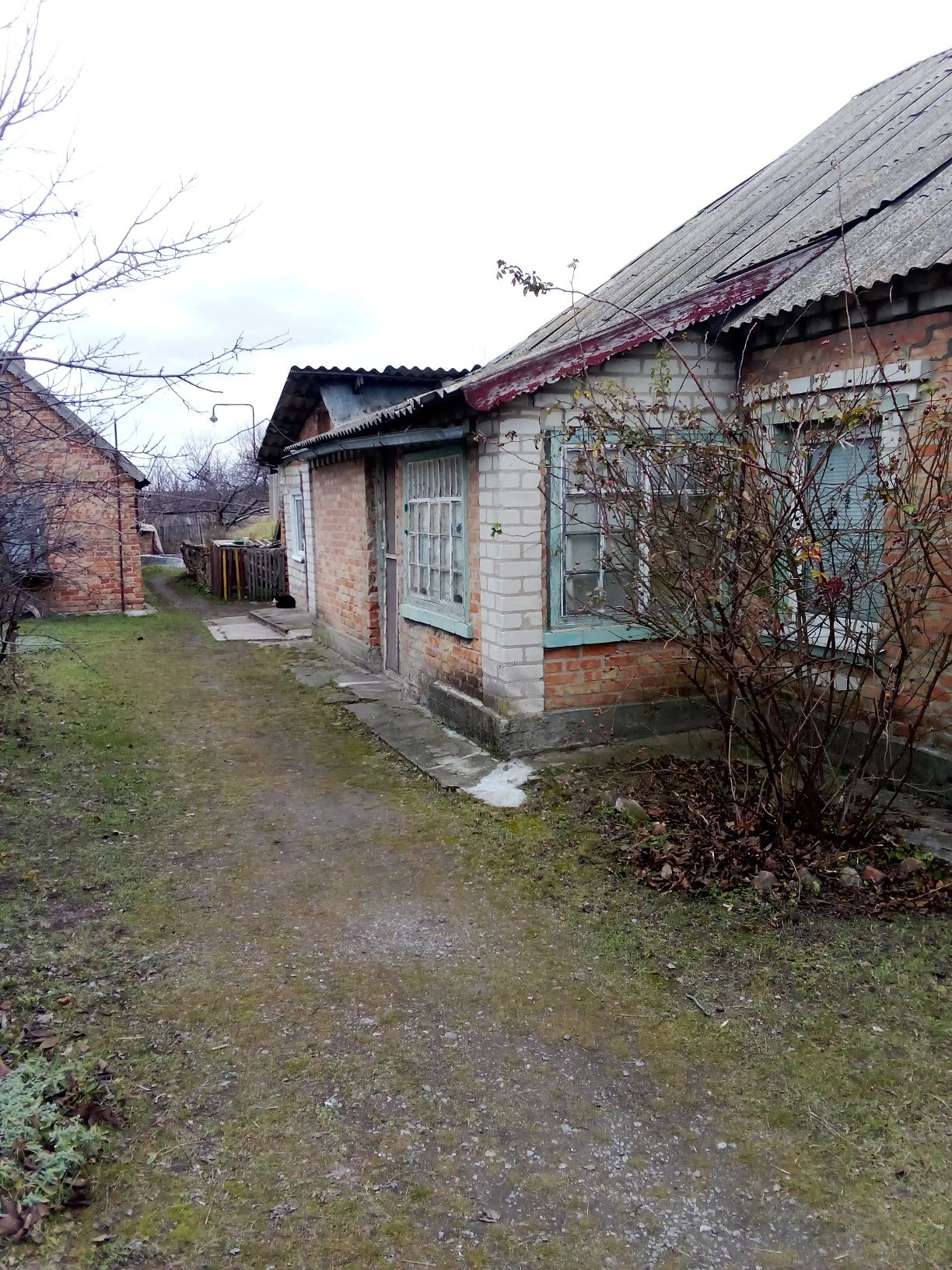 Продам або омбіняю будинок