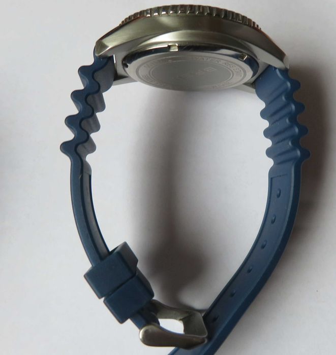 zegarek diver  wr 200  solar