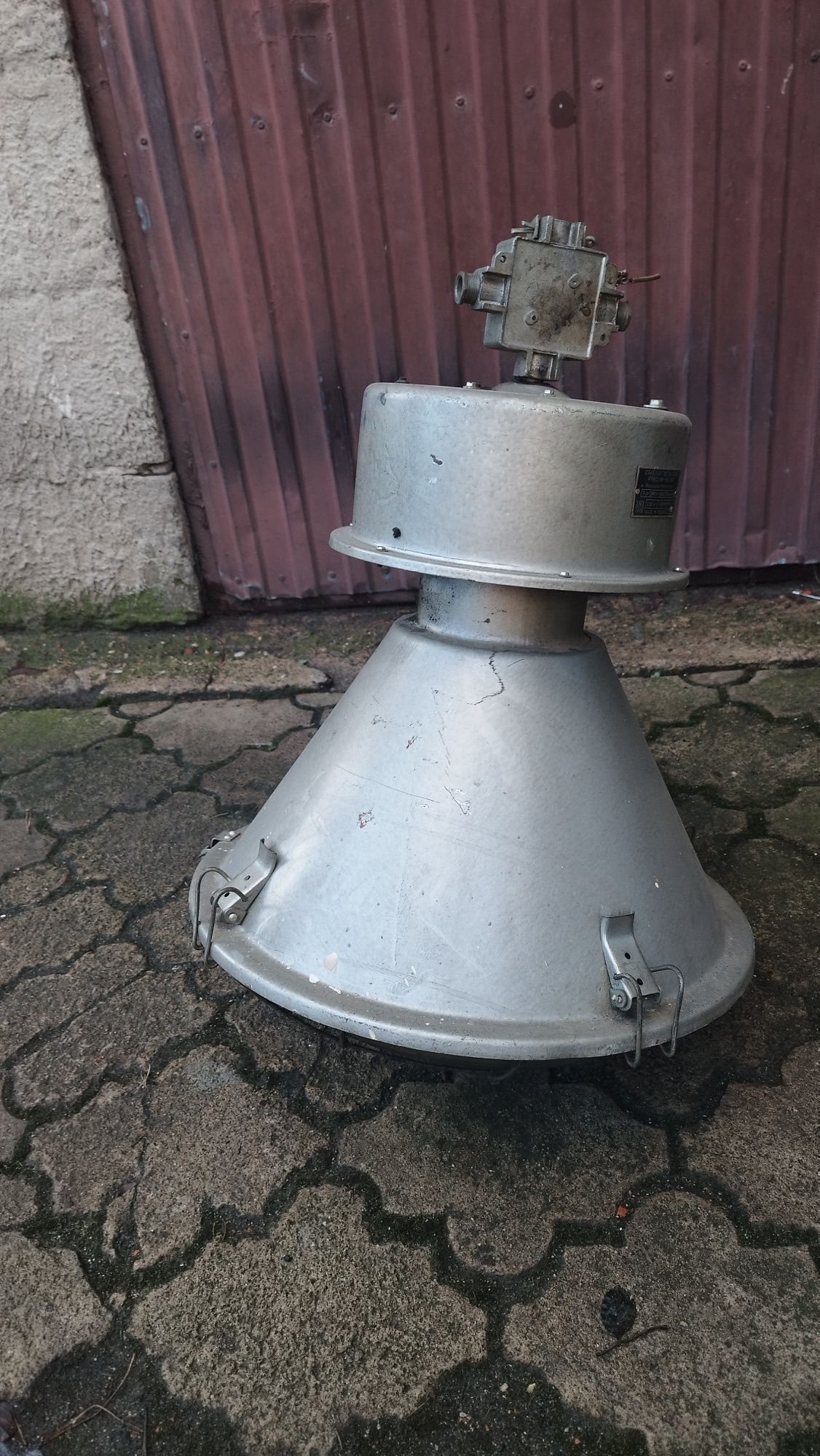 Stara lampa przemysłowa duża lampa PRL VINTAGE - Predom  Mesko - 1984r