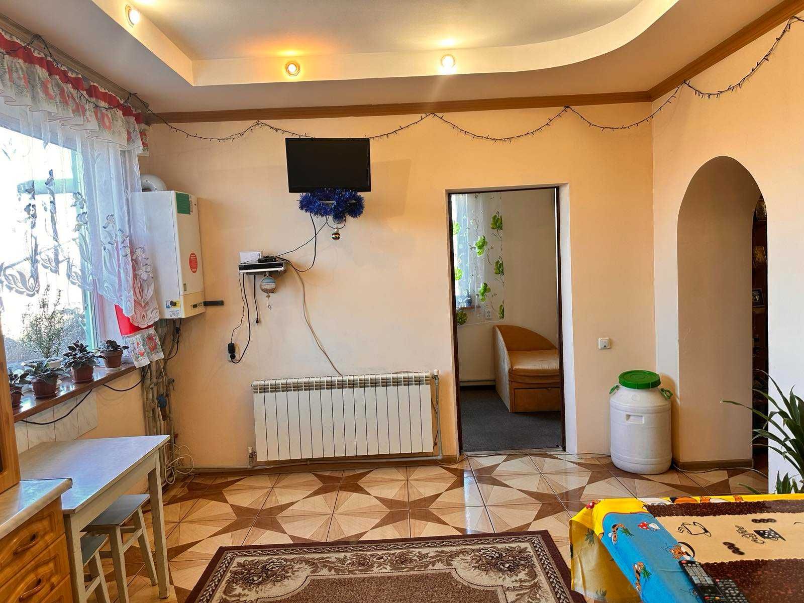 Продам будинок в передмісті