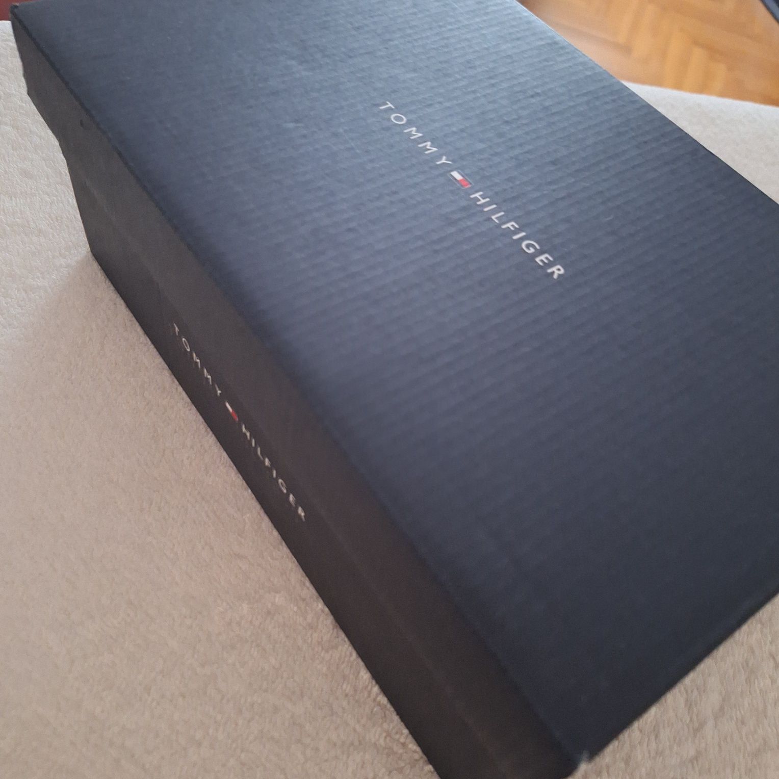 Шлепанцы Tommy Hilfiger р.37