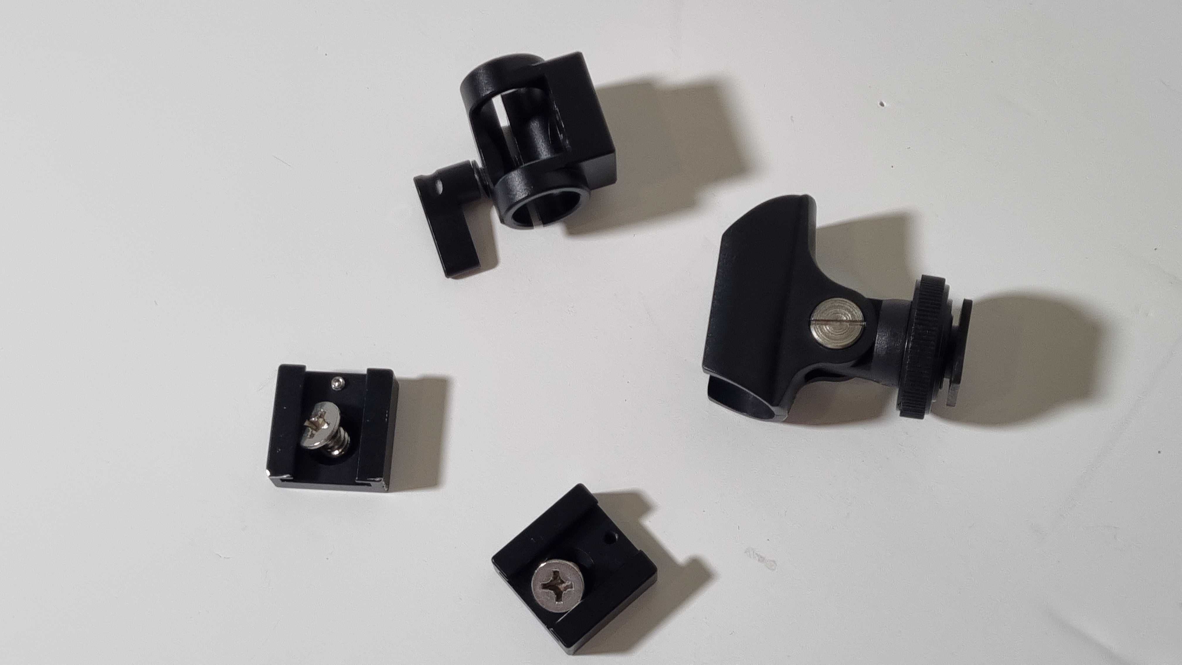 Pack de Acessórios - Cold Shoe, Suporte de Shotgun e Adaptador de 15mm