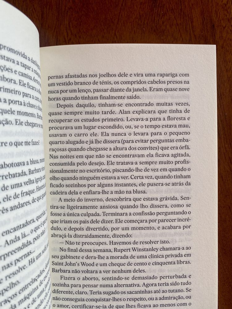 Livro Morte na Aldeia - Caroline Graham, PORTES INCLUÍDOS