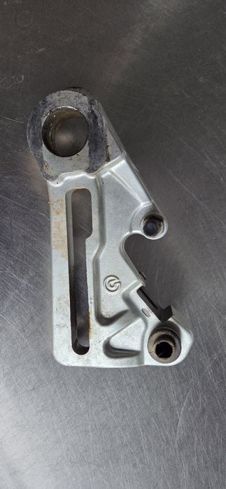 Jarzmo zacisku tył zacisk Brembo ktm sxf 250 sxf 350 exc excf rok 16-2