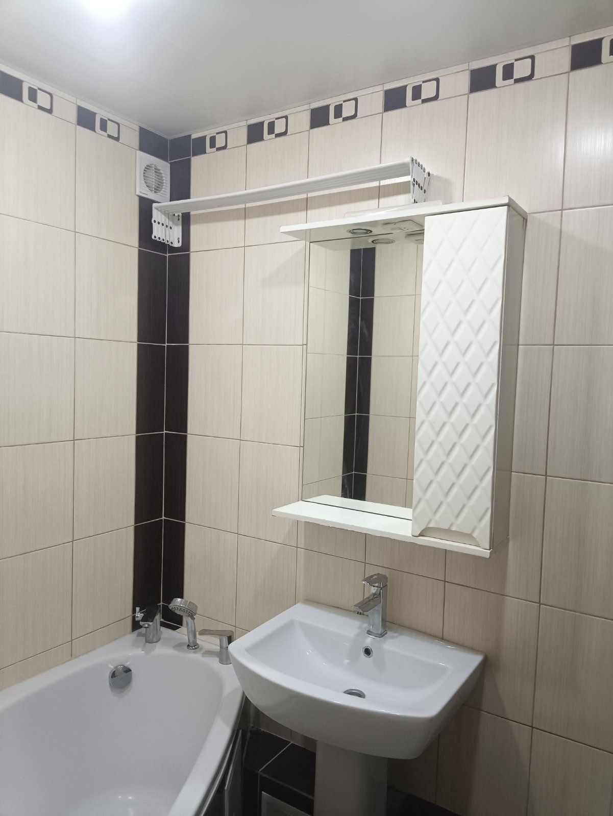 Продам квартиру  з меблями та побутовою технікою Курський р- н