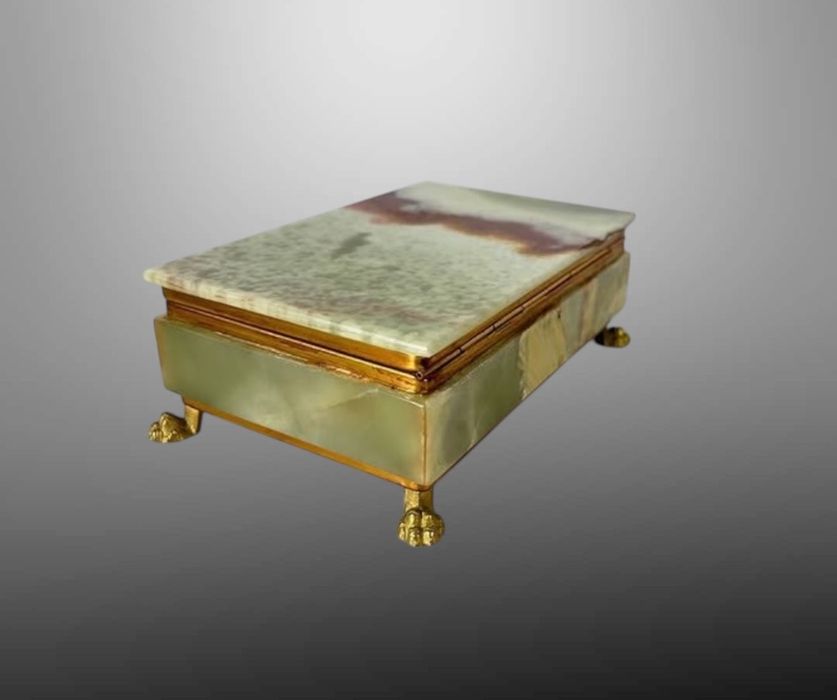 Антикварна шкатулка скринька скарбничка Франція сундучок  бронза онікс