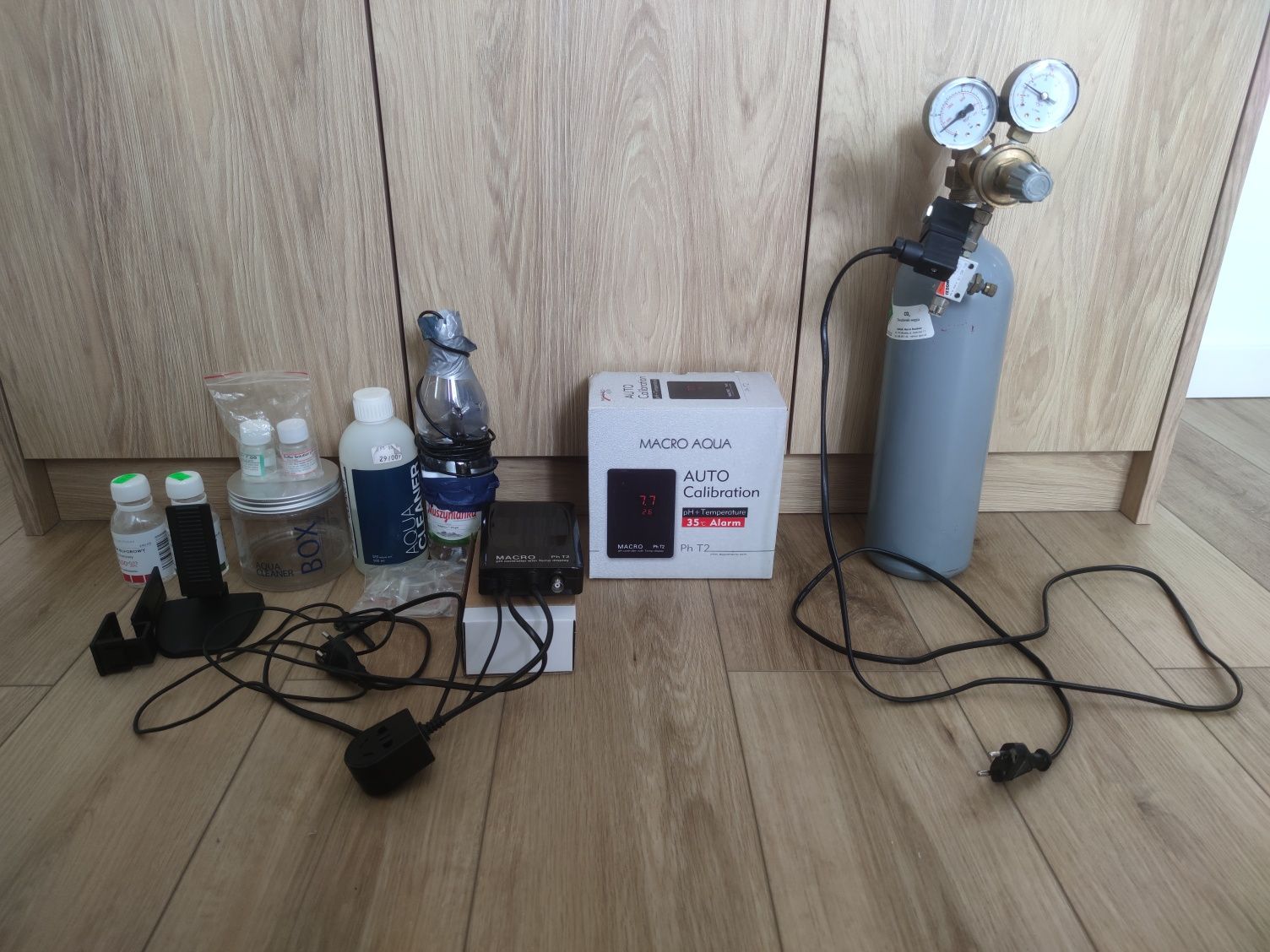 Zestaw CO2 Aqua-planter Avangarde 2l plus komputer PH Macro Aqua