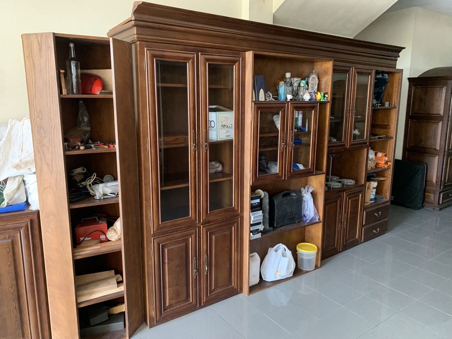 Vendo sofas e moveis (moveis sala, camas, mesas, armário, etc)