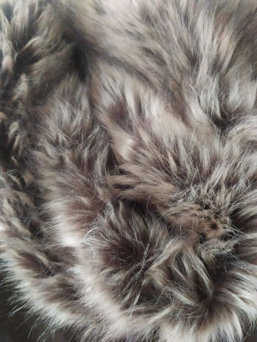 Bershka Premium Outerwear zimowa kurtka z futerkiem brązowa rozm. S