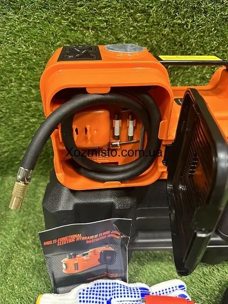 Електричний домкрат для авто 3 в 1 (Домкрат,Компресор, фанар) 12V,5,0Т