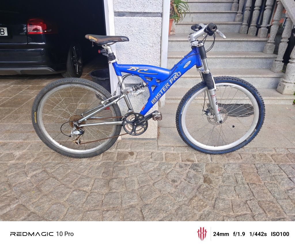 Vendo bicicleta de montanha