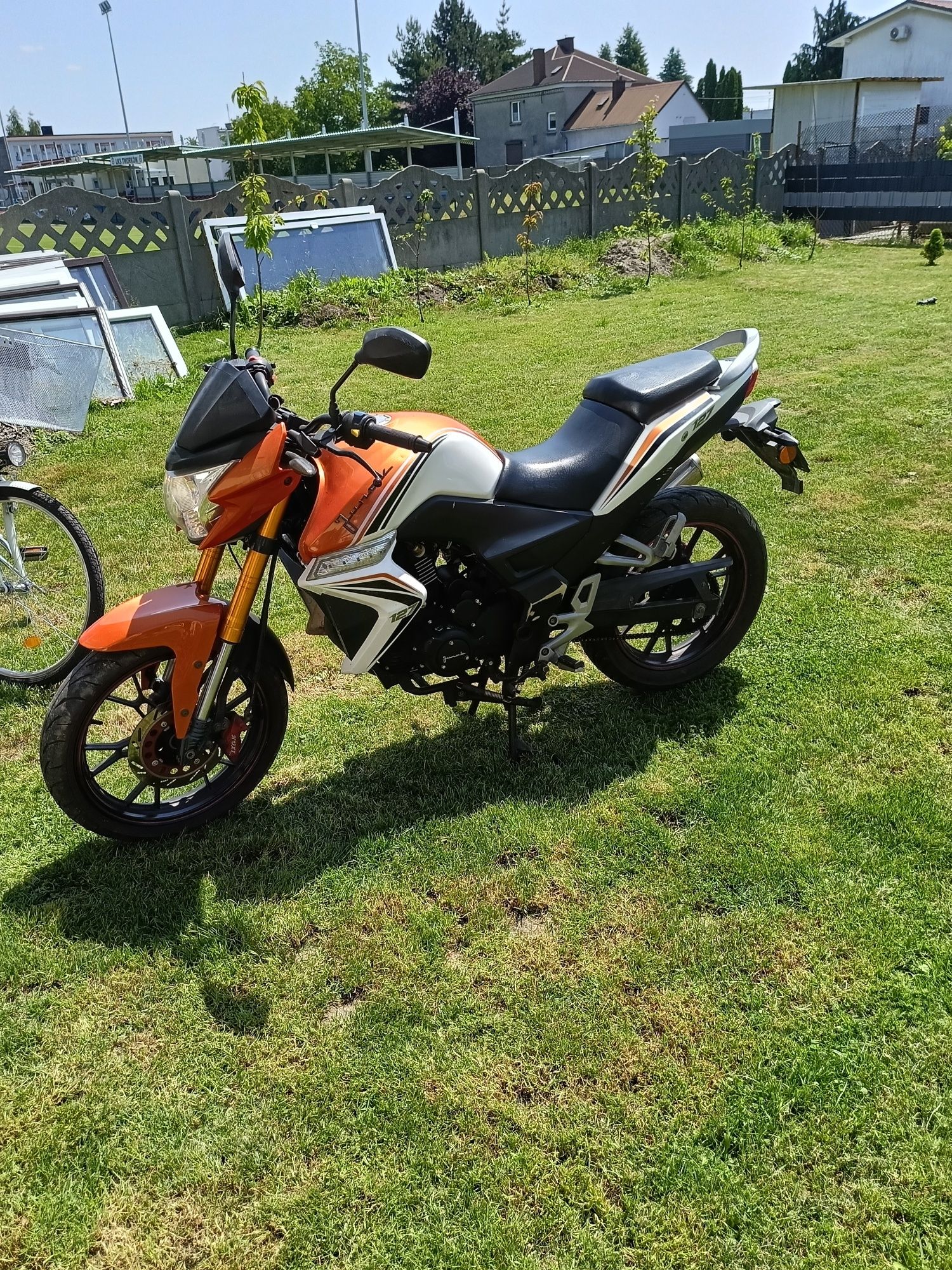 Junak 127 FT125-16C