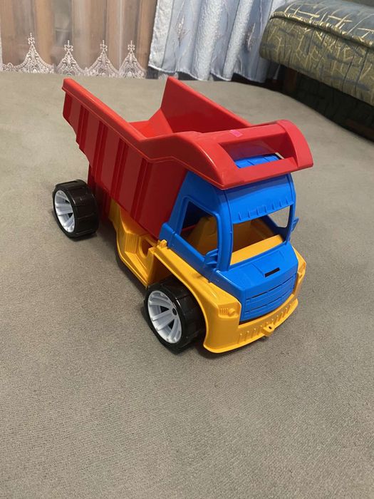 Машинка велика іграшка для хлопчика