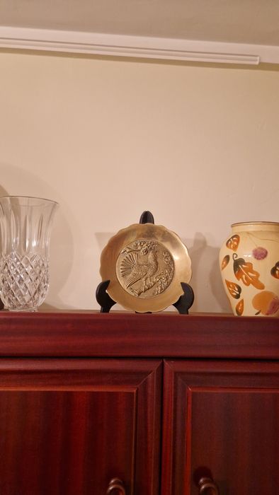 Pratos antigos decorativos