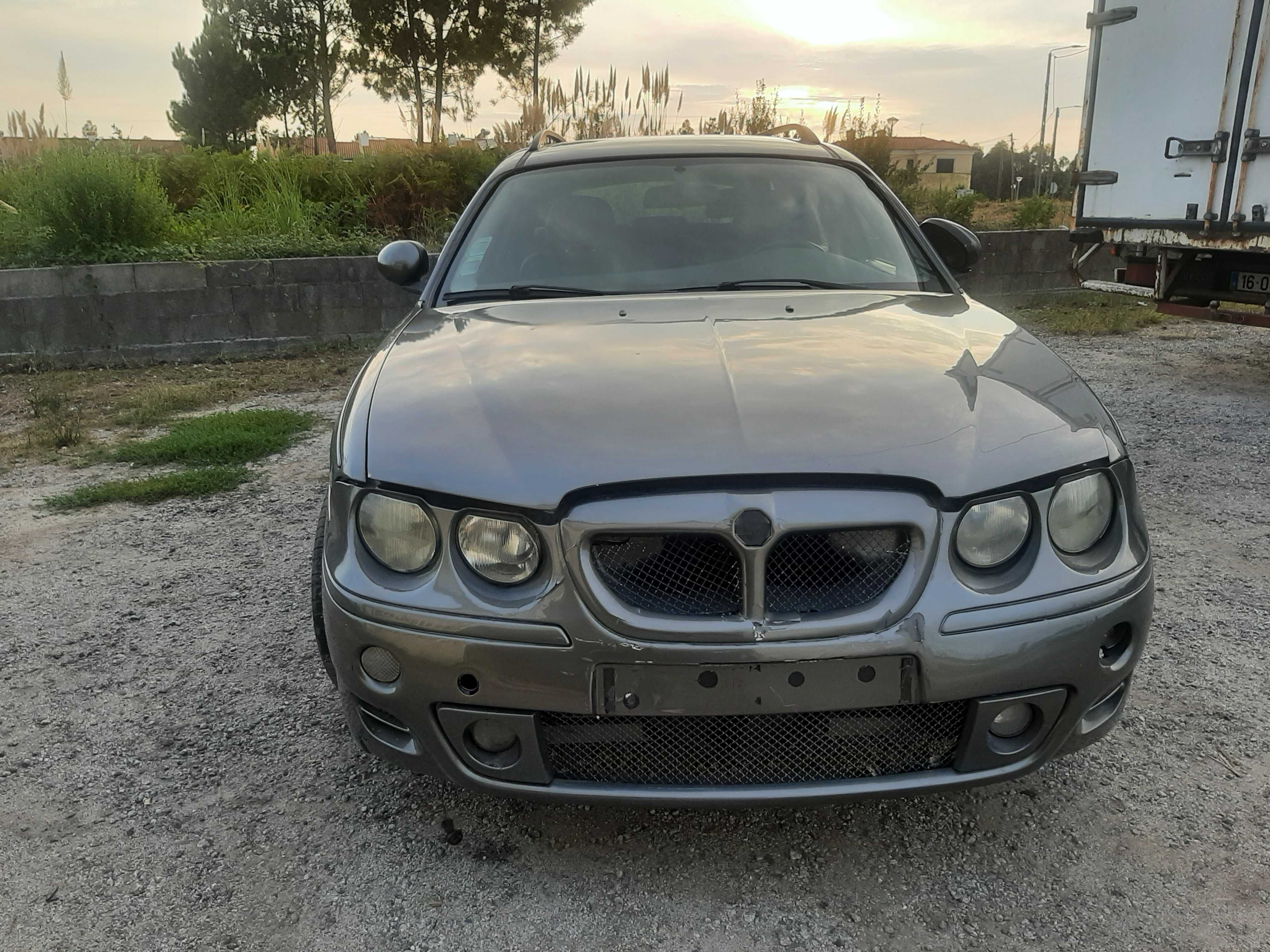 PARA PEÇAS / VENDIDA COMPLETA  /   MG ZT-T  2.000 D 136 CV  /  10/2003