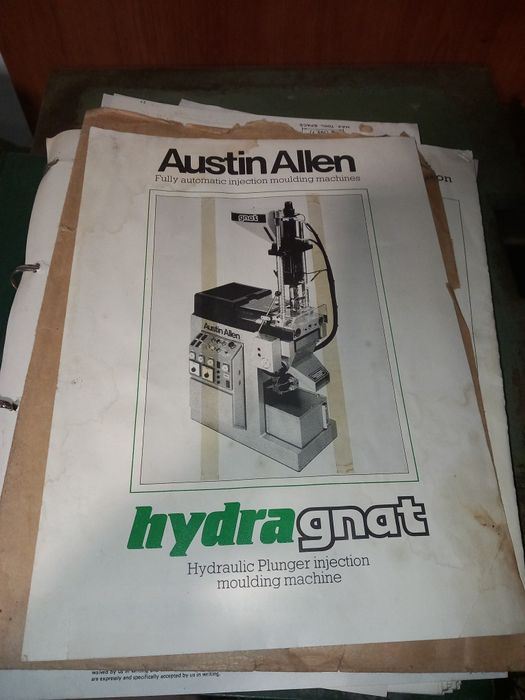 Máquina de injeção de plástico