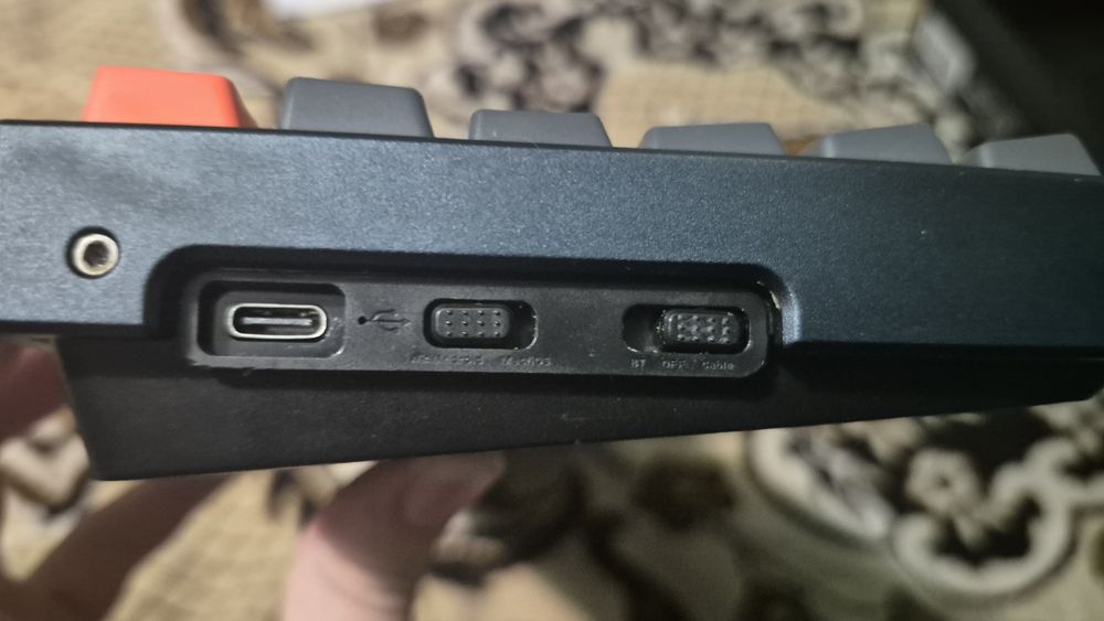 Механічна клавіатура Keychron K4 з Gateron red перемикачами