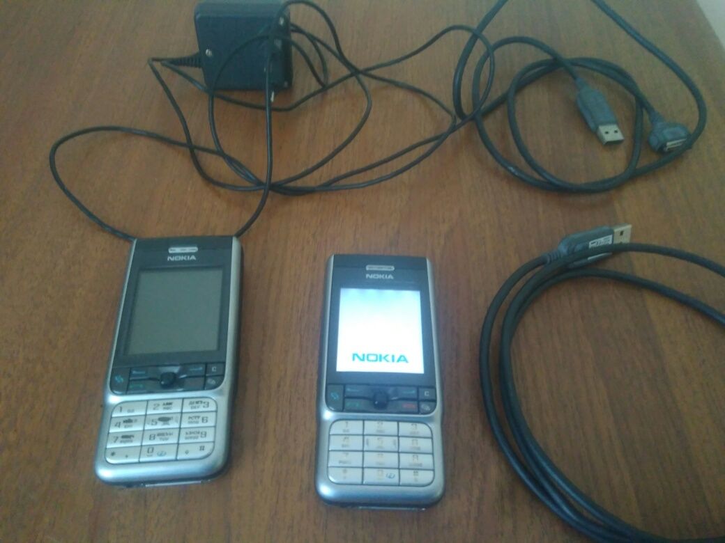 Nokia 3230, usb кабель, навушники.