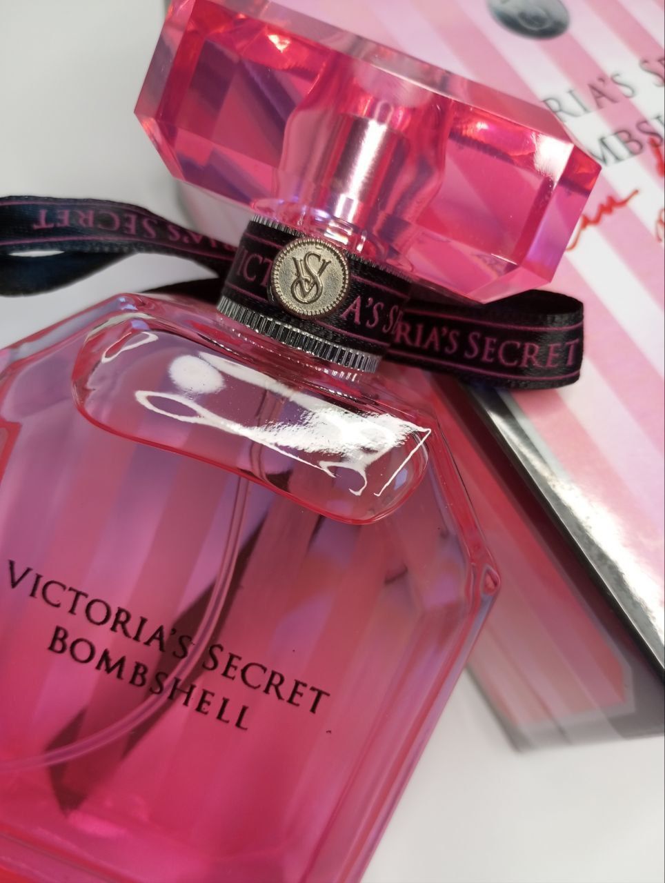 Bombshell Victoria's Secret