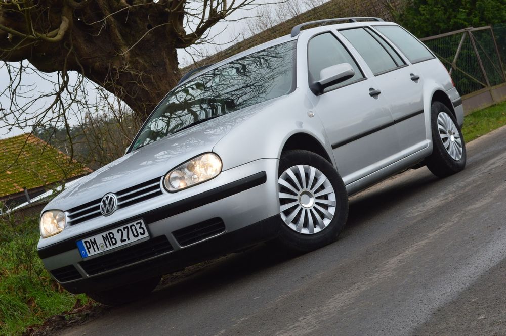 Ładny Golfik 1.6 105km Climatronic Elektryka EDITION Bez rdzy zobacz!!