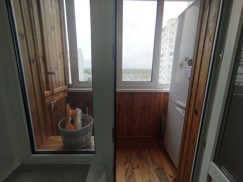 ЗДАЄТЬСЯ ВПЕРШЕ 3-х квартира, на Троещиніі для Сім'ї, є газ.