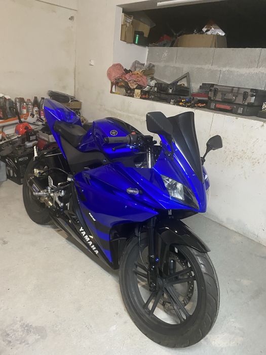 Vendo yamaha YZF 125R  2010. 14600km
