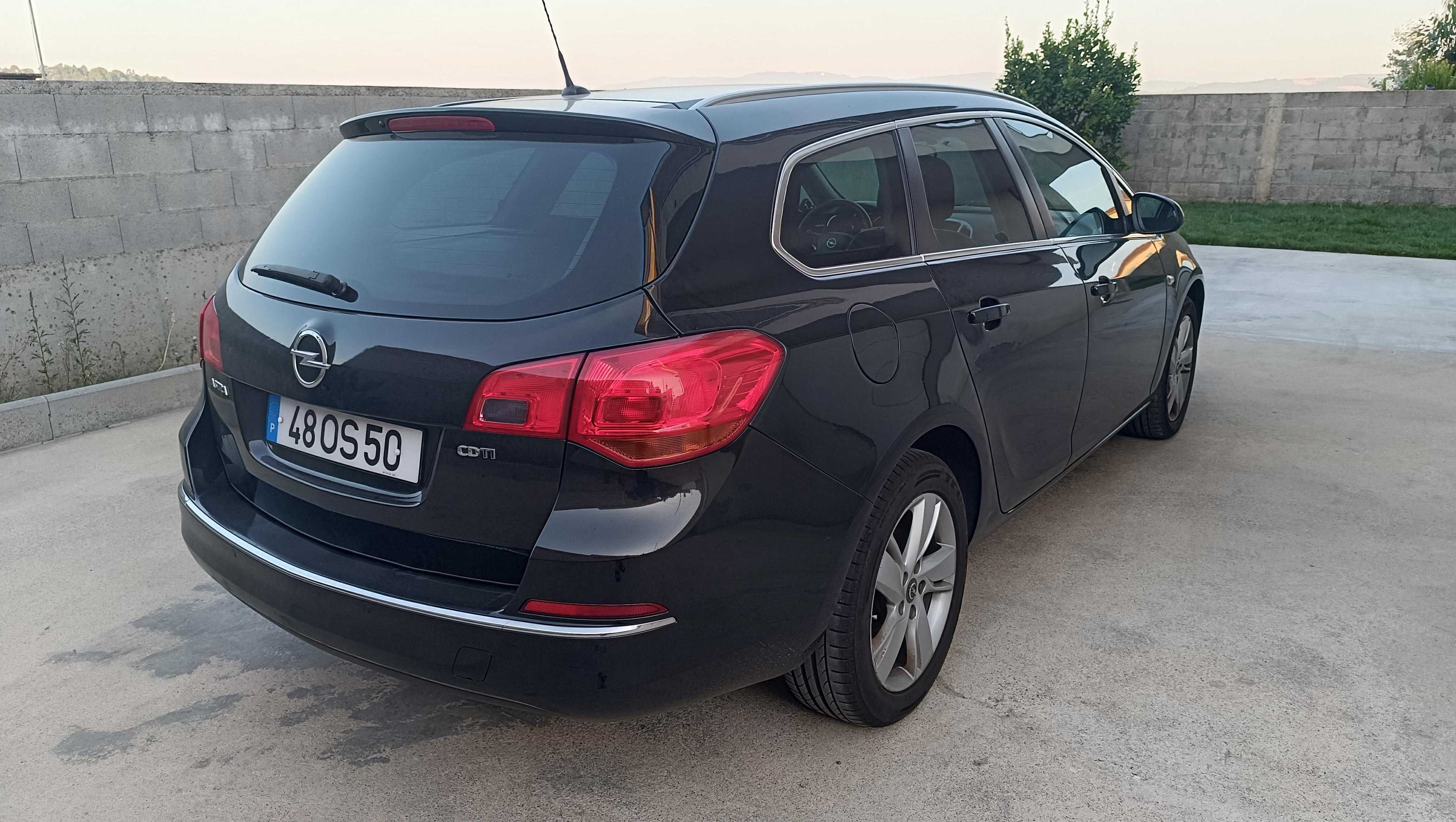 Astra J Sport Tourer 1.6 136cv