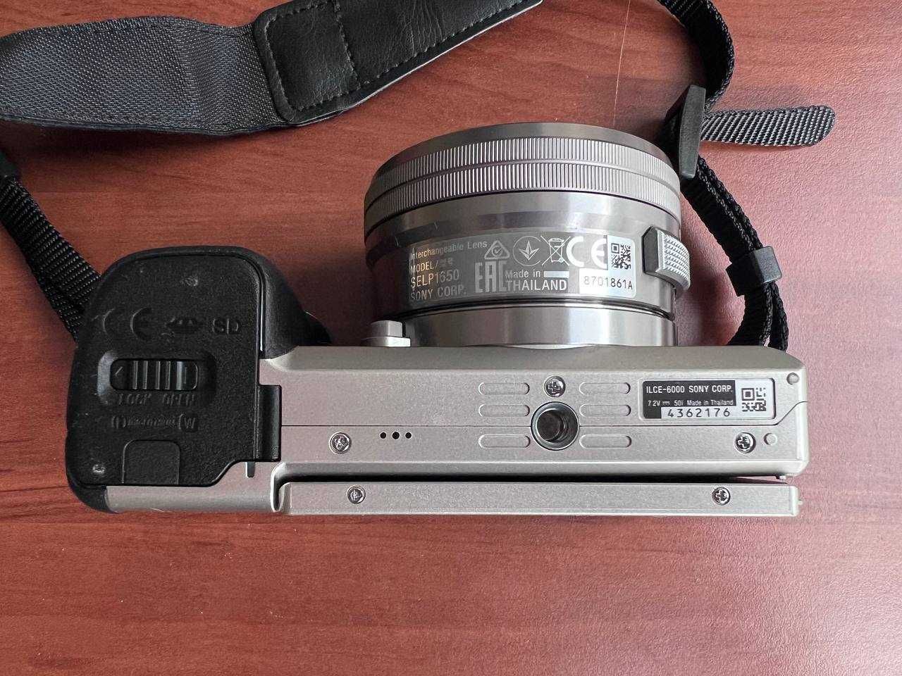 Продам фотоаппарат Sony Alpha 6000 kit (16-50mm)