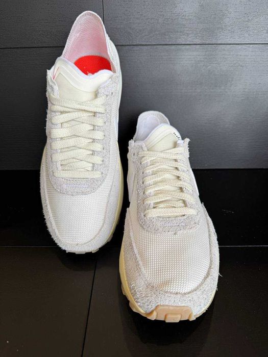 Кросівки Nike W Waffle One Vntg DX2929-100 (38)