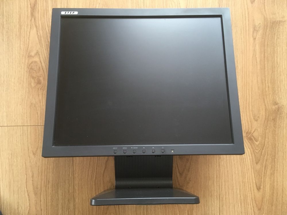 Monitor LCD 19F Plus