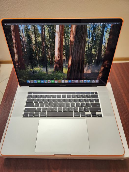Apple MacBook Pro 16" Silver 2019 (MVVM2)