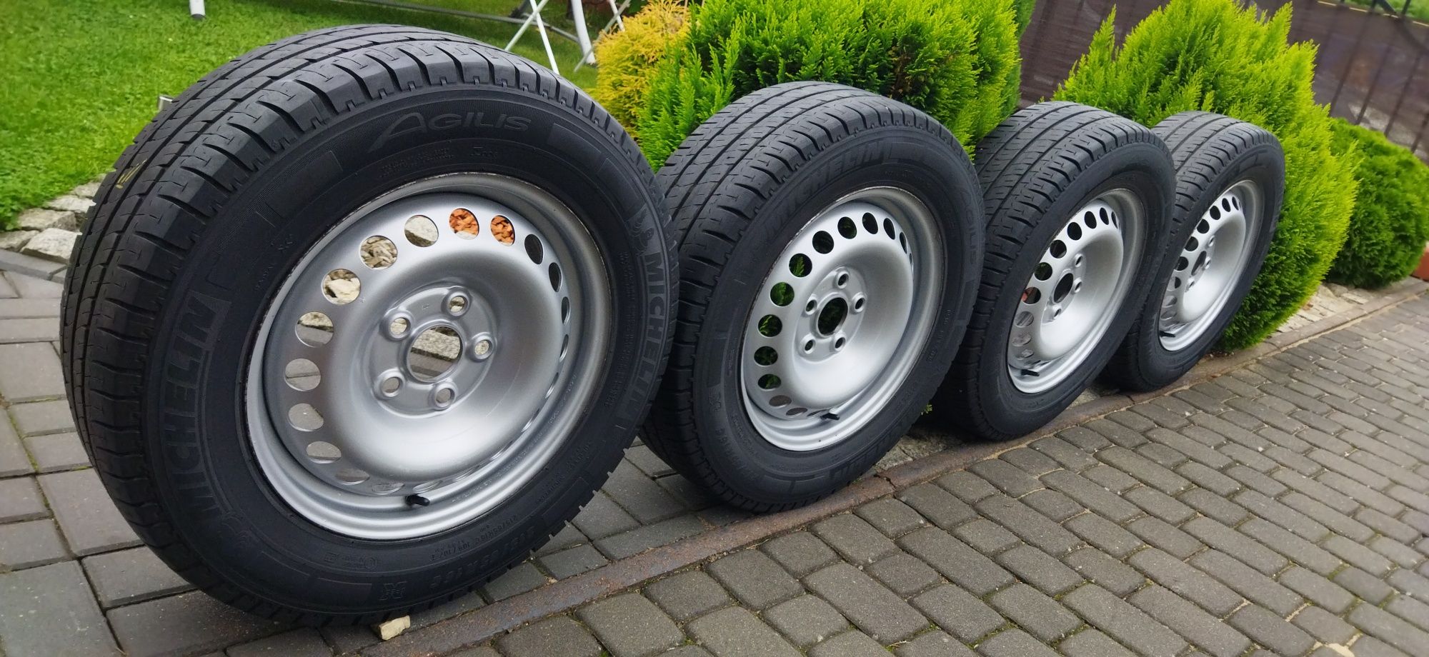 5x120 16 Cali Koła Stal 215/65/16 C VW Transporter Caravelle T5