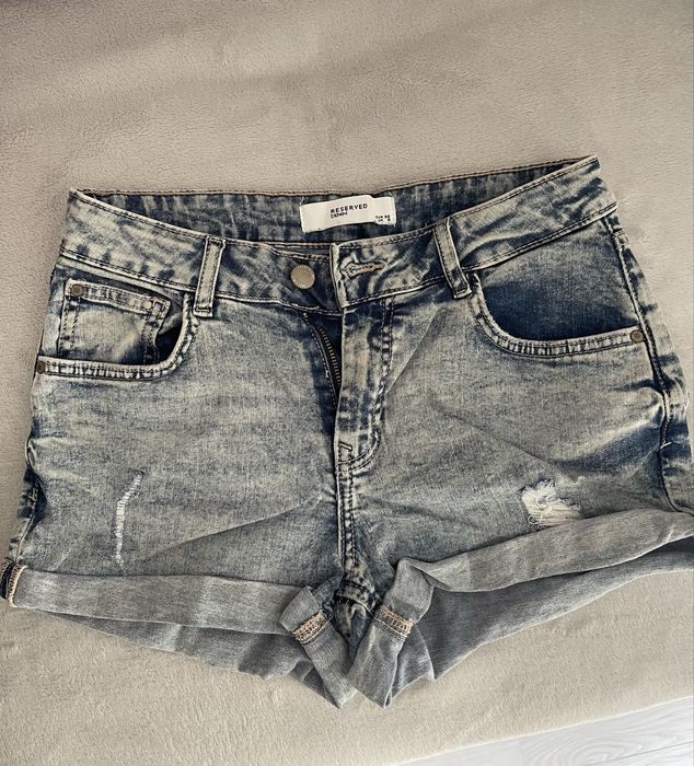 Шорти жіночі в ідеальному стані