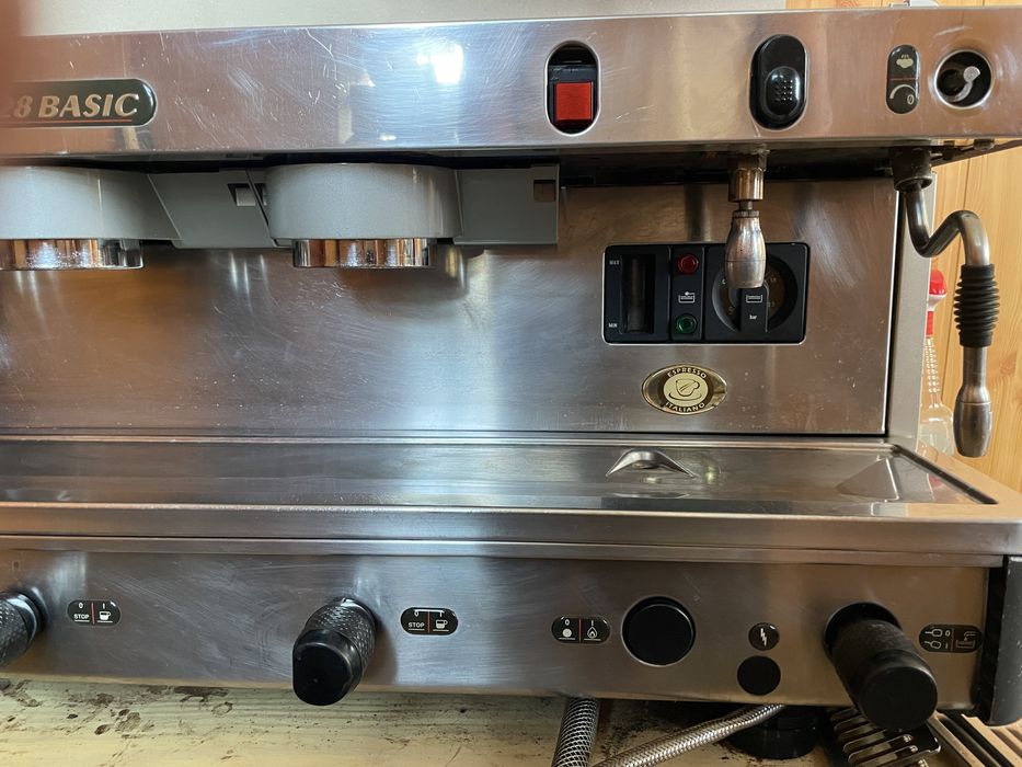 Кавомашина Кавовий апарт Cimbali m28