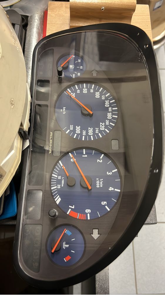 Alpina B12  BMW Licznik e38 750i