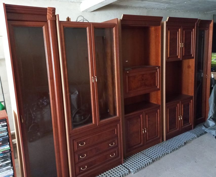 Móvel de sala em cerejeira