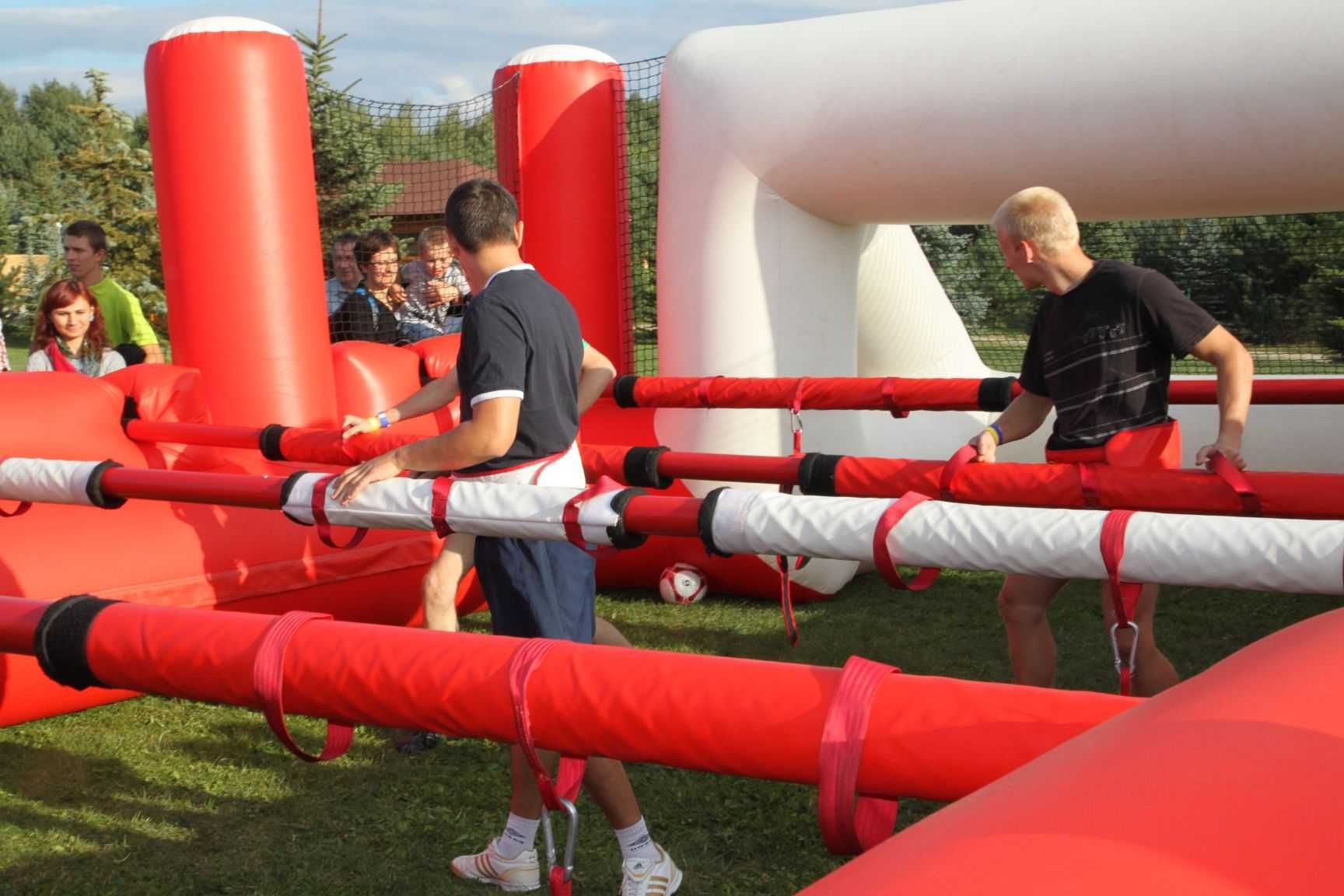 Zjeżdżalnia dmuchana, byk rodeo, basen z piłeczkami, kule wodne