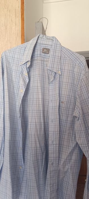 Camisa Lacoste ,Seiden sticker tamanho L