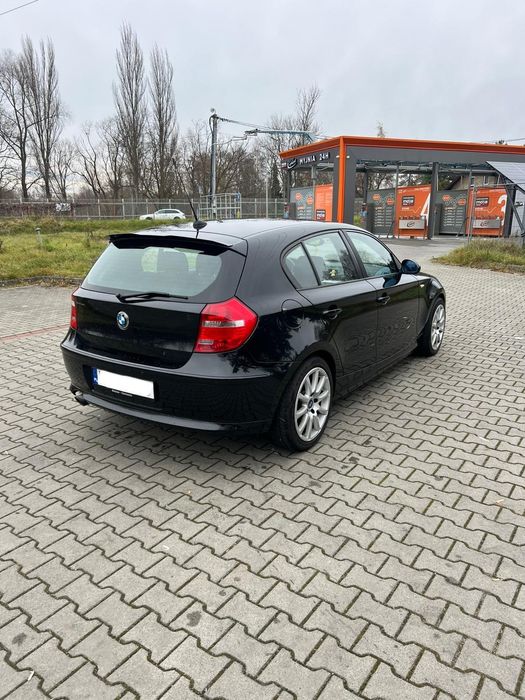 BMW 1*2008r*lift*2.0 benzyna*alufelgi*niski przebieg 124tkm*