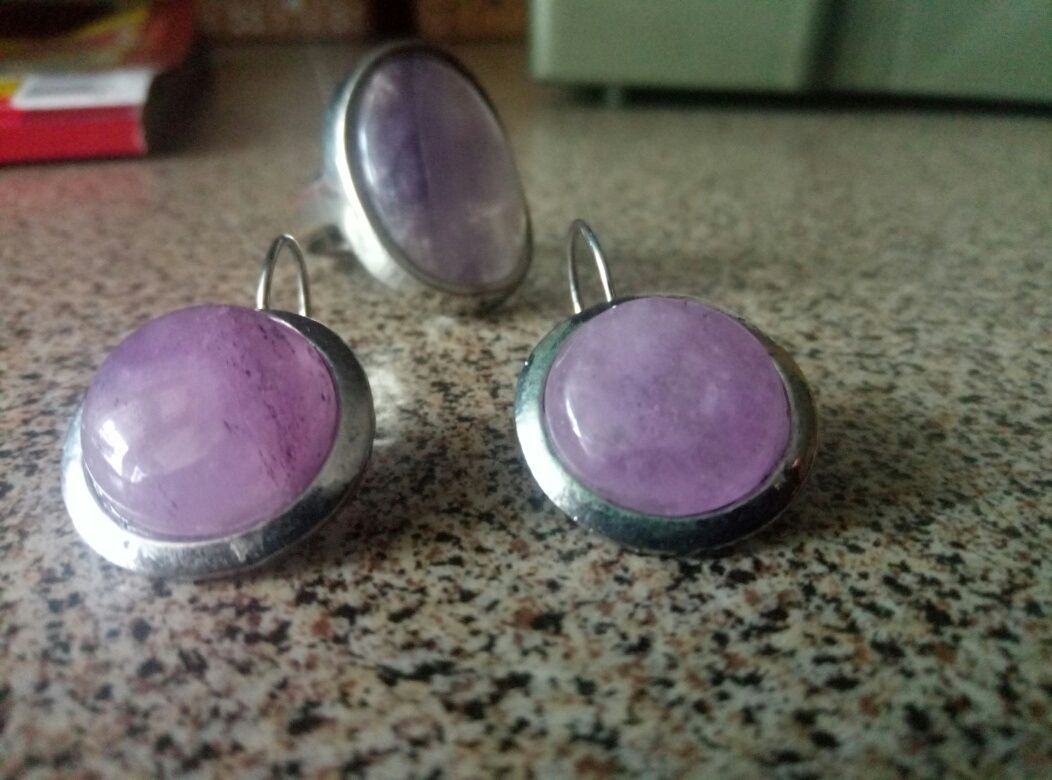Серьги с аметистом. Не серебро.