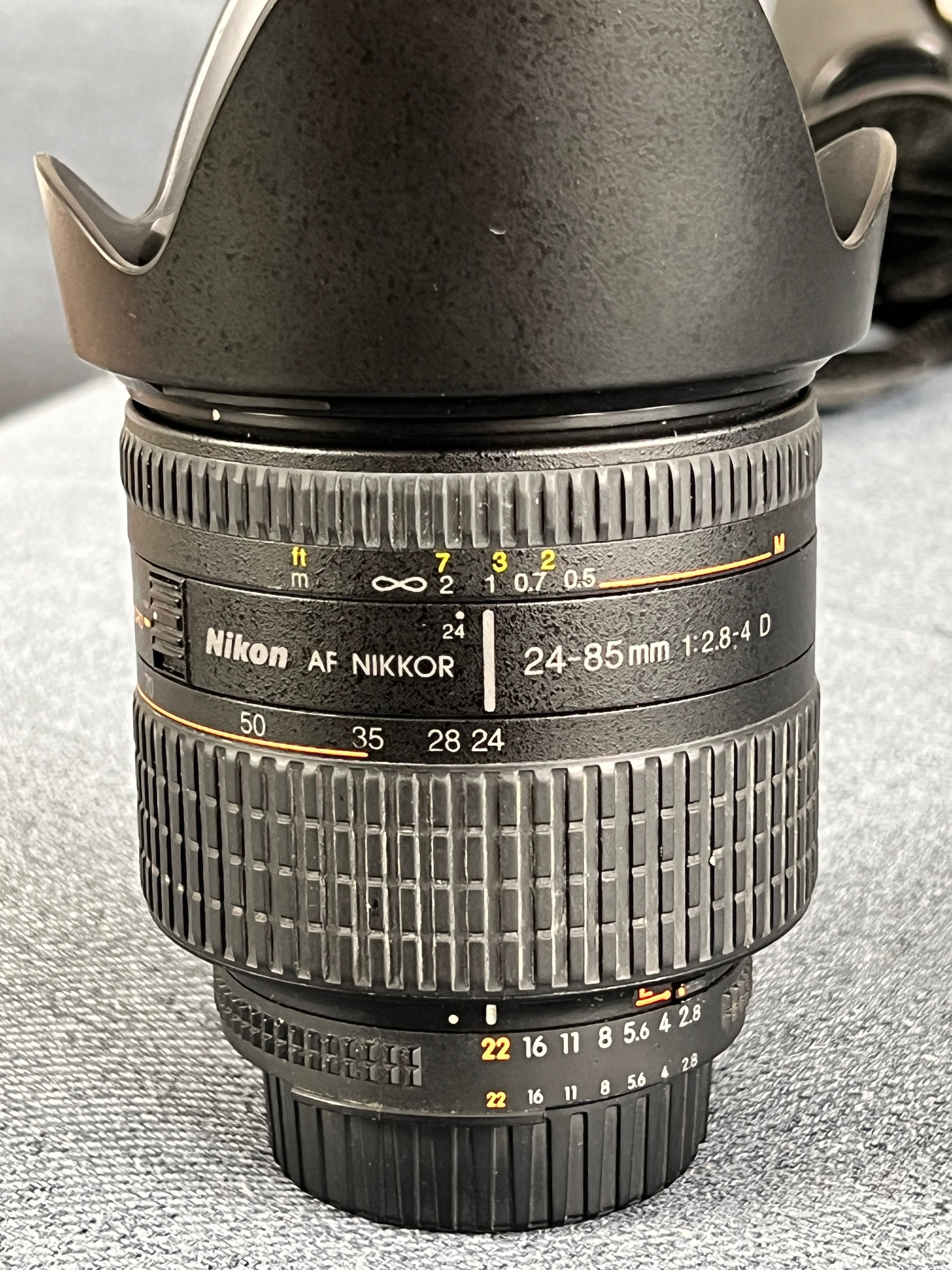 Nikon Zoom - Nikkor 24~85mm f/2.8~f/4 D(IF) macro