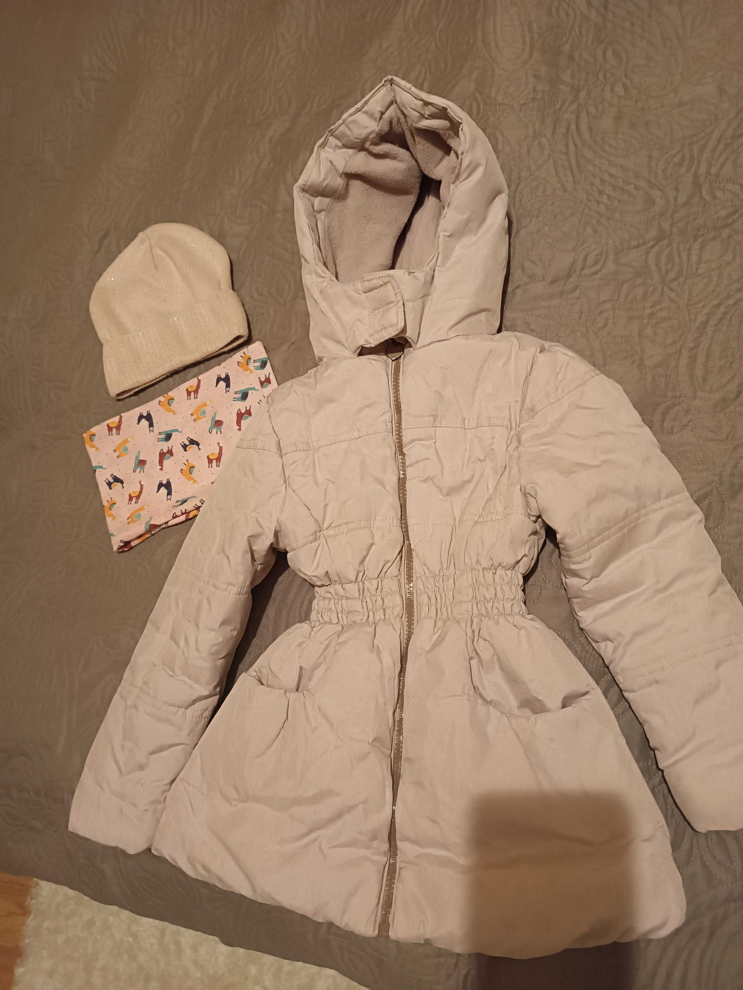 Курточка 104-110 демісезонна,шапочка та хомут