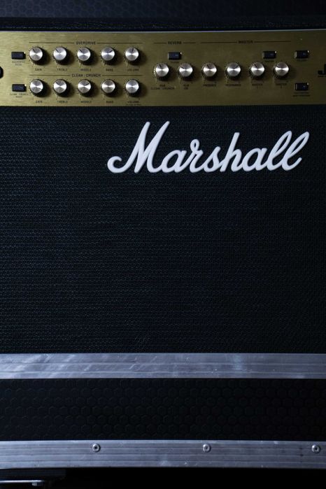 Marshall JVM215C 2-Channel 50-Watt 1x12" + NSP Cases (UK) + Footswitch