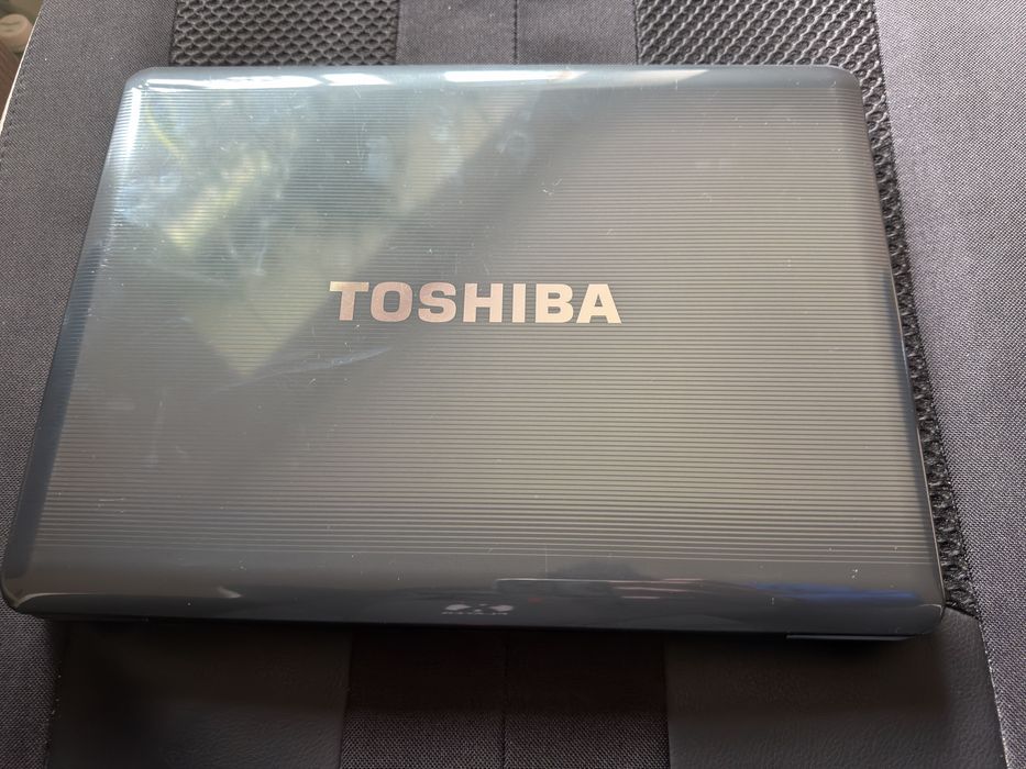 Laptop Toshiba Satellite A300-1MT – Windows 11, sprawny