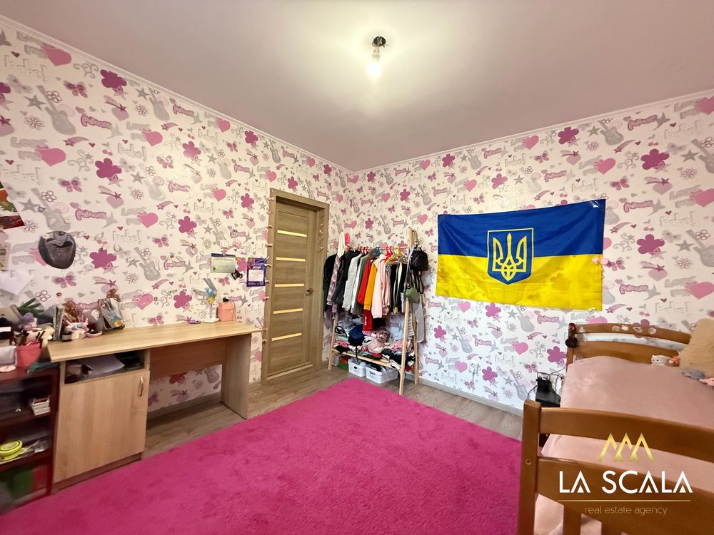 Початок Головатого! 71 м² в центрі Борисполя! Утеплення, меблі, центр!