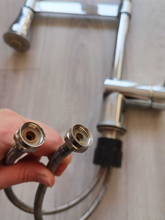 Wysoka bateria kuchenna OWIM z wyciąganą wylewką srebrna chrom