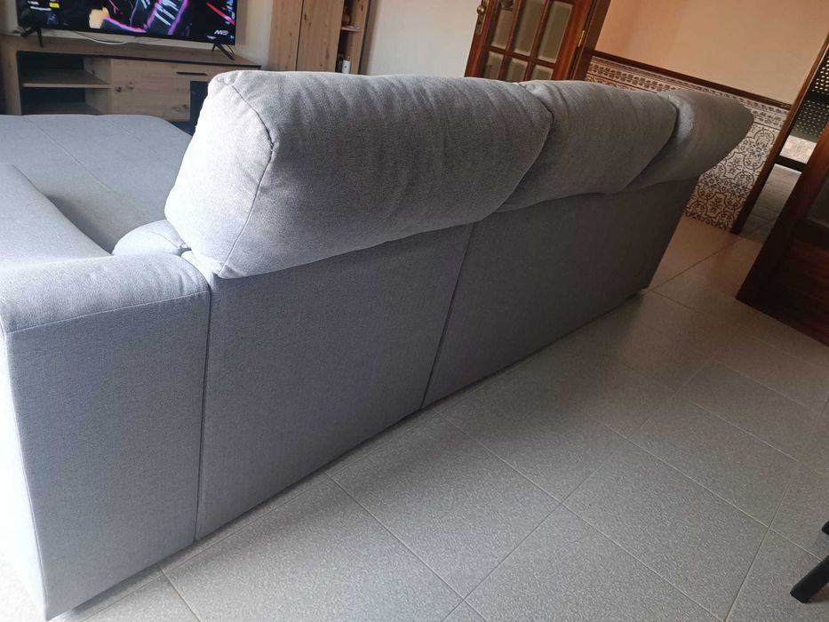 Sofá Conforama 2 lugares + chaise longue